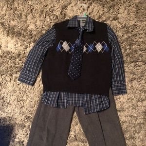 Boy's 4 piece suit